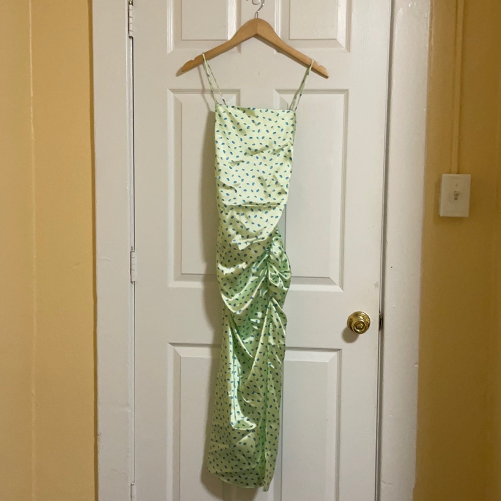 Midi dress with slit